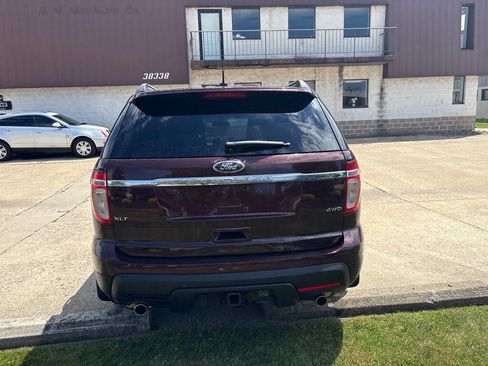 Used 2012 Ford Explorer XLT w/ Class III Trailer Tow Pkg image 6