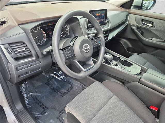 Certified 2023 Nissan Rogue SV FWD image 10
