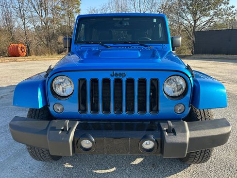 Used 2014 Jeep Wrangler Unlimited Sahara image 8