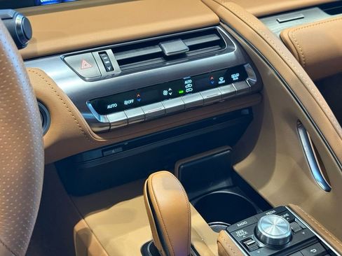 Certified 2023 Lexus LC 500 Coupe w/ Dynamic Handling Package RWD image 29