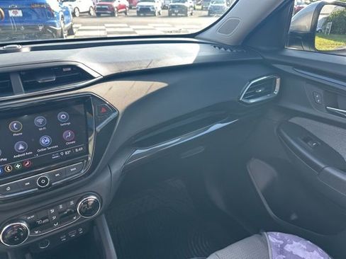 Used 2023 Chevrolet TrailBlazer LT w/ Convenience Package AWD/4WD image 14