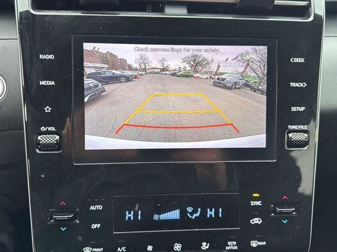 Used 2024 Hyundai Tucson SEL image 18
