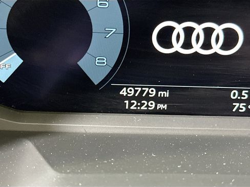 Used 2024 Audi Q3 2.0T Premium AWD/4WD image 19