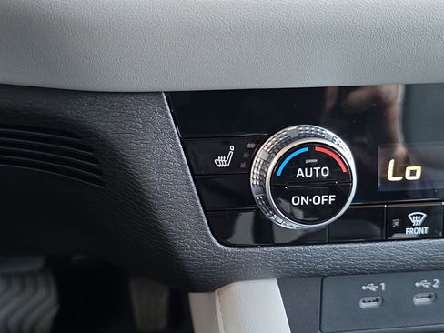 New 2026 Mitsubishi Outlander SE FWD image 20