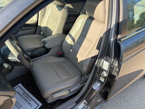 Used 2010 Honda Accord LX image 38