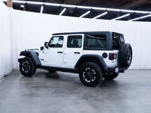 Used 2024 Jeep Wrangler Unlimited Rubicon 4xe AWD/4WD image 4