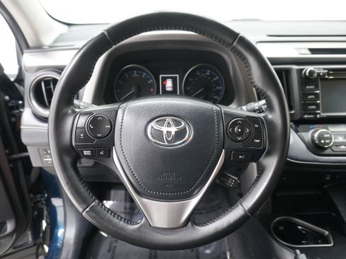 Used 2018 Toyota RAV4 XLE w/ Plus Extra Value Package FWD image 15