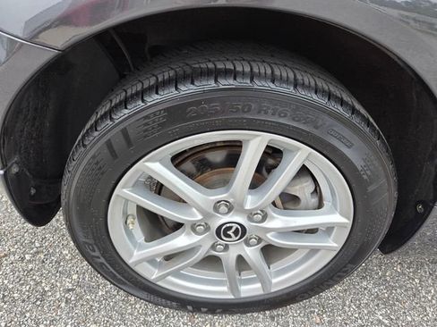 Used 2015 MAZDA MX-5 Miata Sport image 16