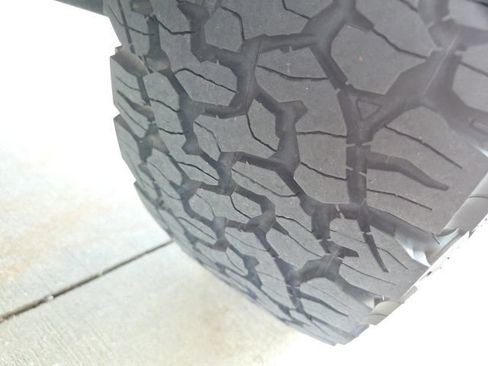 Used 2019 Jeep Wrangler Unlimited Sahara w/ Dual Top Group AWD/4WD image 69