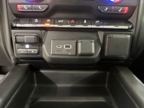 Used 2020 Chevrolet Silverado 1500 LT Trail Boss image 21