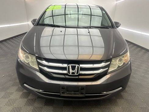 Used 2016 Honda Odyssey SE image 2