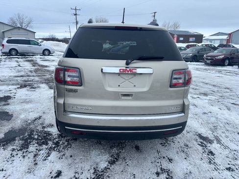 Used 2014 GMC Acadia SLE image 4