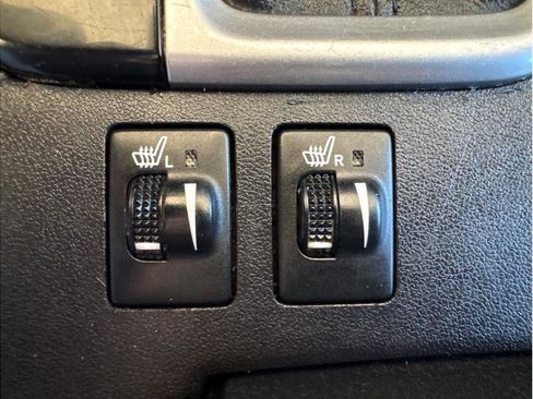 Used 2018 Toyota Highlander XLE image 24