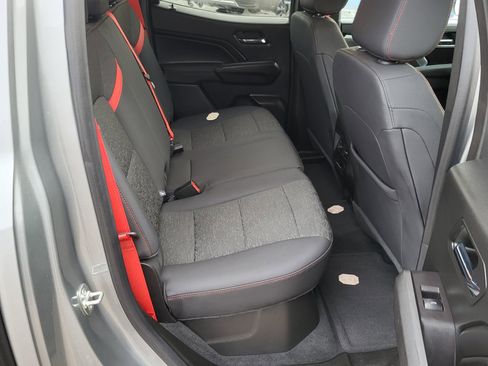 Used 2024 Chevrolet Colorado Z71 w/ Advanced Trailering Package image 11