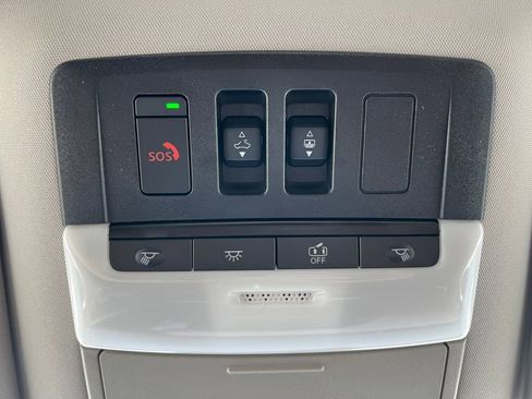 New 2025 Nissan Pathfinder Platinum image 7