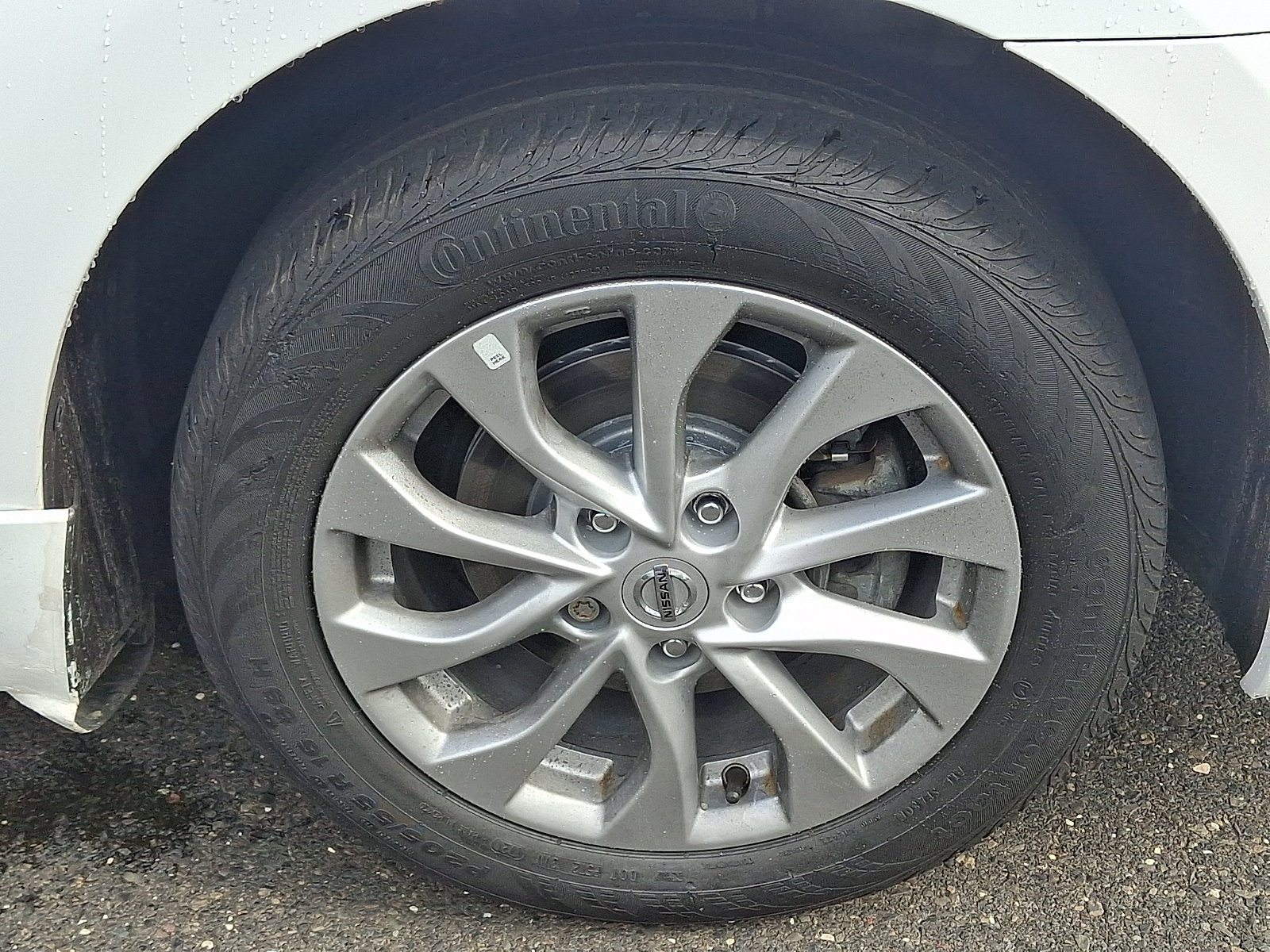 Certified 2019 Nissan Sentra SV FWD image 8