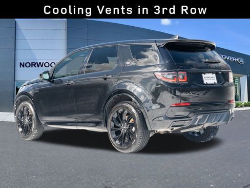 Certified 2024 Land Rover Discovery Sport Dynamic SE image 6