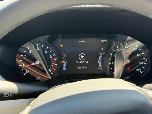Used 2025 Jeep Compass Limited AWD/4WD image 10
