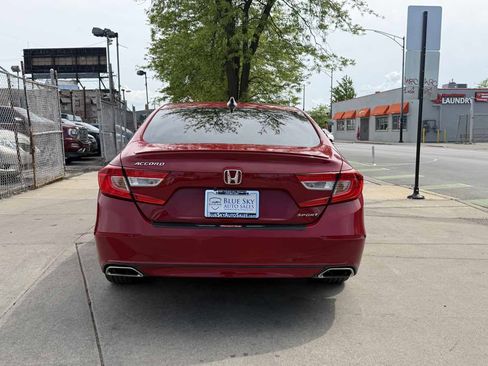 Used 2019 Honda Accord Sport image 6