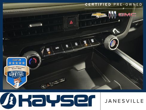 Certified 2025 Chevrolet Suburban LT w/ Comfort Package image 18