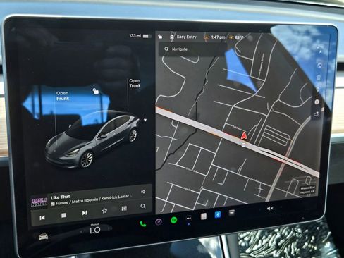 Used 2018 Tesla Model 3 Mid Range RWD image 18