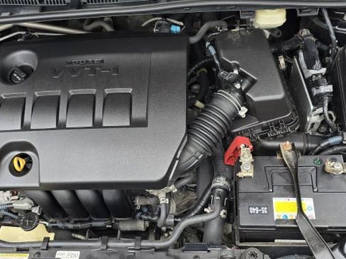 Used 2016 Toyota Corolla S FWD image 37