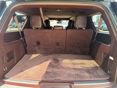 Used 2019 Lincoln Navigator L Black Label w/ Cargo Package AWD/4WD image 9
