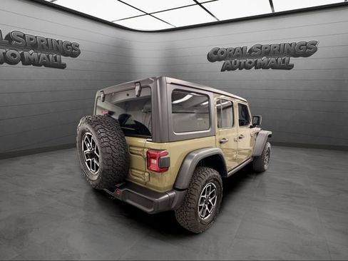 Used 2026 Jeep Wrangler Unlimited Rubicon w/ Technology Group AWD/4WD image 5