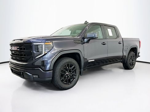 Used 2024 GMC Sierra 1500 Elevation image 3