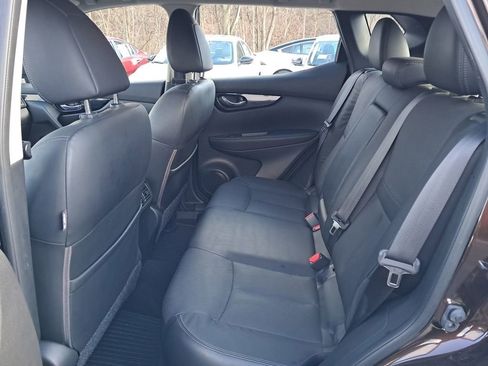 Used 2017 Nissan Rogue Sport SL w/ SL Premium Package image 51