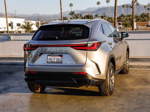 Used 2025 Lexus NX 250 FWD w/ Premium Package image 9