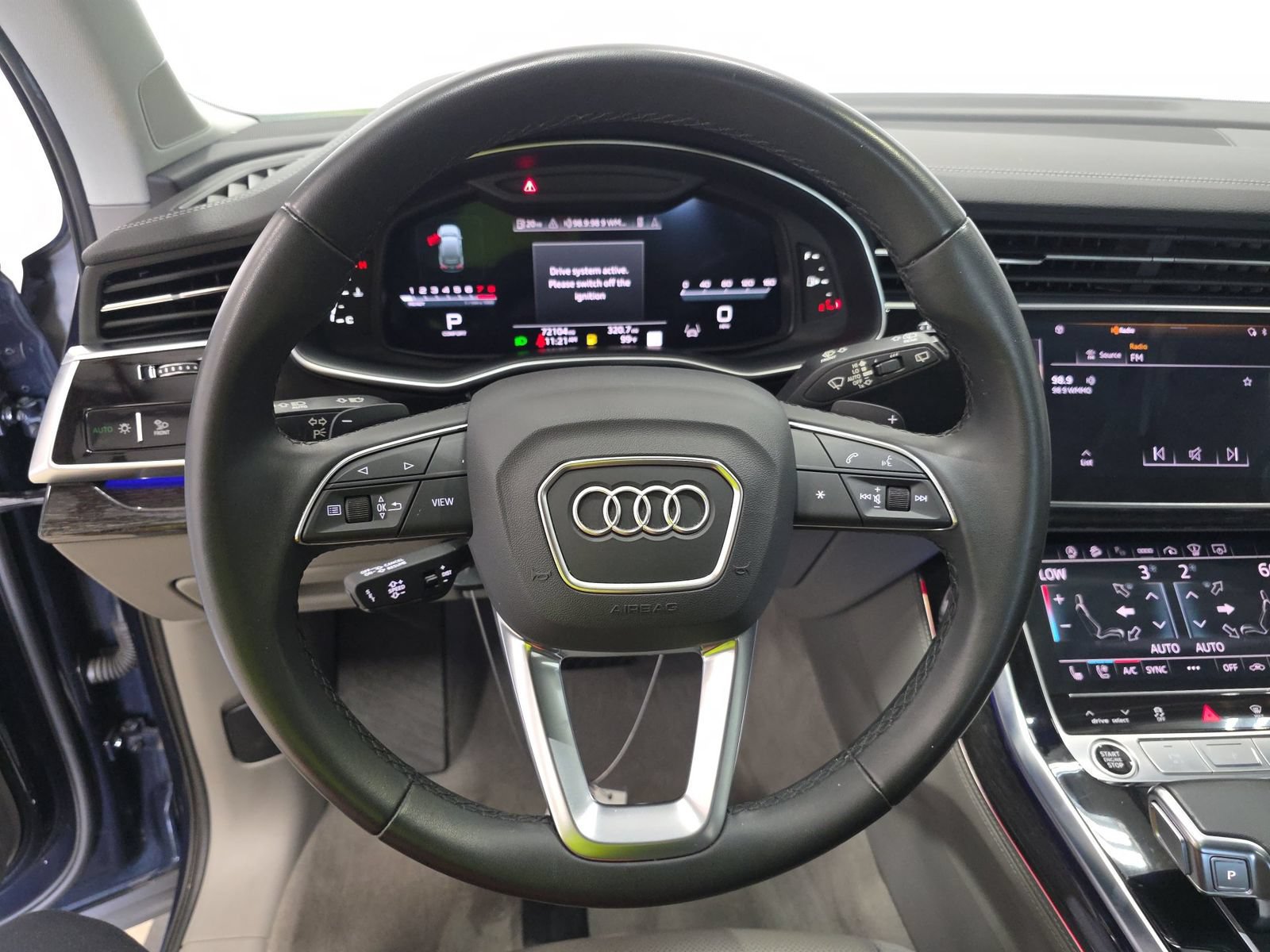 Used 2023 Audi Q7 3.0T Prestige AWD/4WD image 14