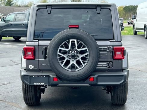 New 2025 Jeep Wrangler Unlimited Sahara w/ Safety Group AWD/4WD image 40