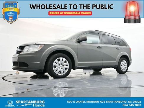 Used 2019 Dodge Journey SE image 38