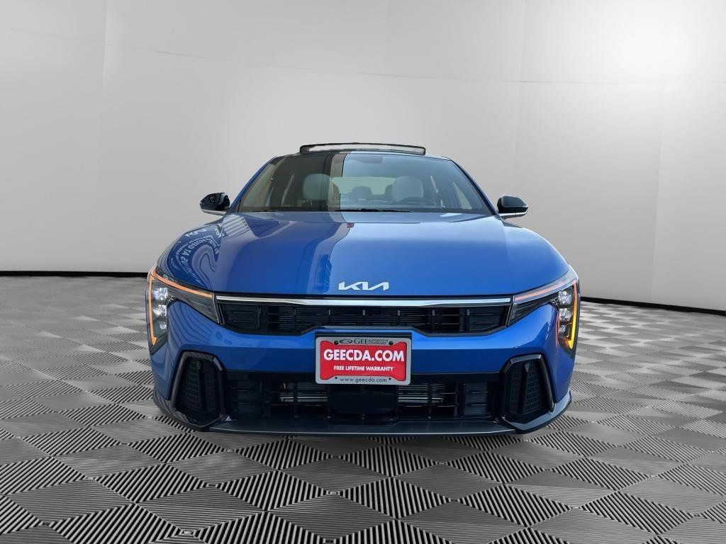 New 2026 Kia K4 GT-Line w/ GT-Line Sunroof Package FWD image 2