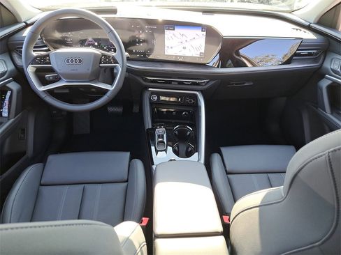 New 2025 Audi Q5 Premium Plus image 24