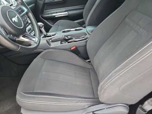 Used 2022 Ford Mustang GT w/ Equipment Group 301A RWD image 12