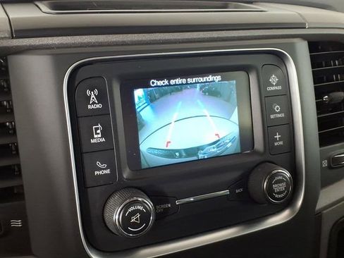 Used 2018 RAM 1500 Express w/ Express Value Package AWD/4WD image 25