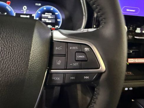 New 2026 Toyota Highlander Platinum image 28