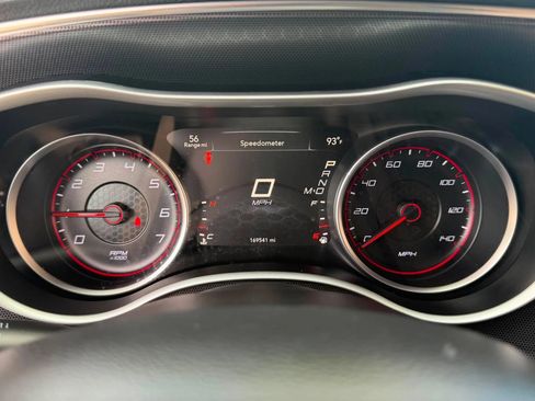 Used 2016 Dodge Charger SXT RWD image 14