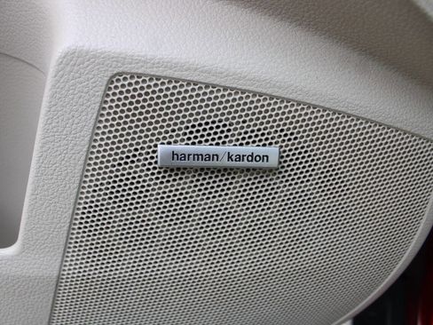 Used 2011 Subaru Outback 3.6R Limited image 45