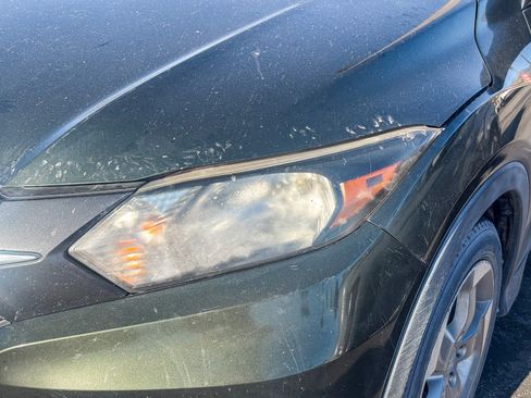Used 2016 Honda HR-V LX image 8