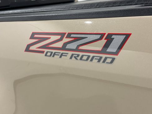 Used 2021 Chevrolet Colorado Z71 image 32