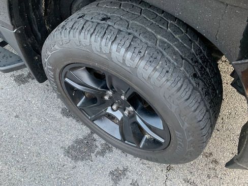 Used 2019 RAM 1500 Big Horn AWD/4WD image 9