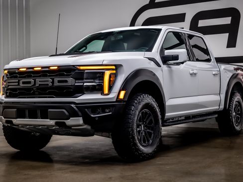 Used 2025 Ford F150 Raptor AWD/4WD image 31