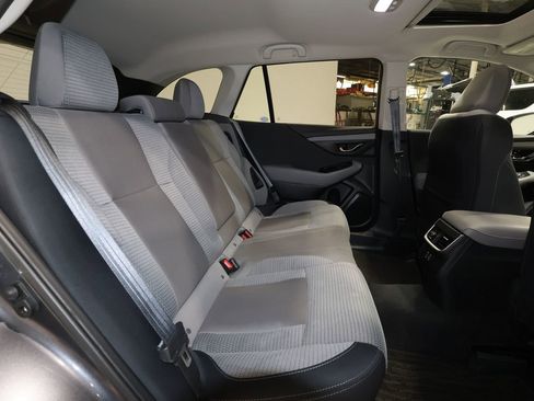 Used 2025 Subaru Outback Premium image 26