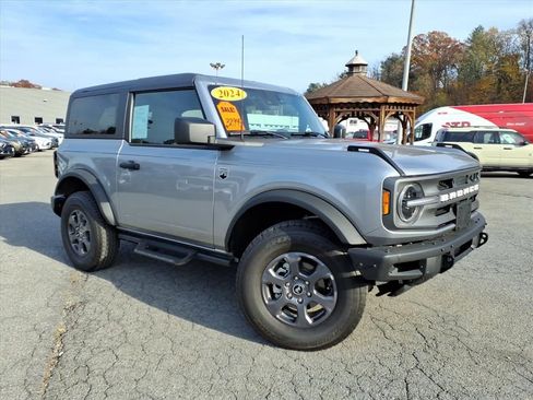Used 2024 Ford Bronco Big Bend image 3