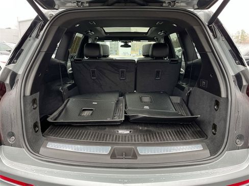 Certified 2024 Cadillac XT6 Luxury w/ LPO, Floor Liner Package image 26