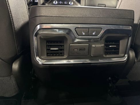 Used 2023 GMC Sierra 2500 AT4 AWD/4WD image 24