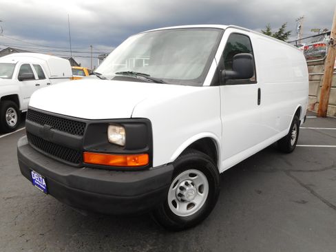 Used 2007 Chevrolet Express 2500 RWD image 4